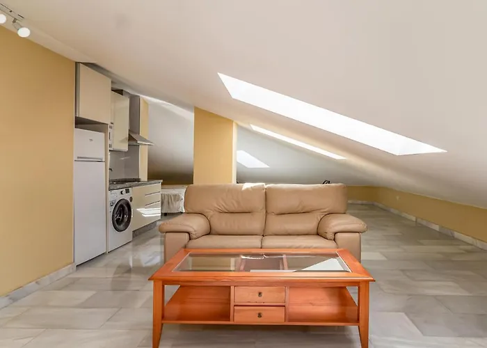 Cozy Apartment In Malaga With Kitchen